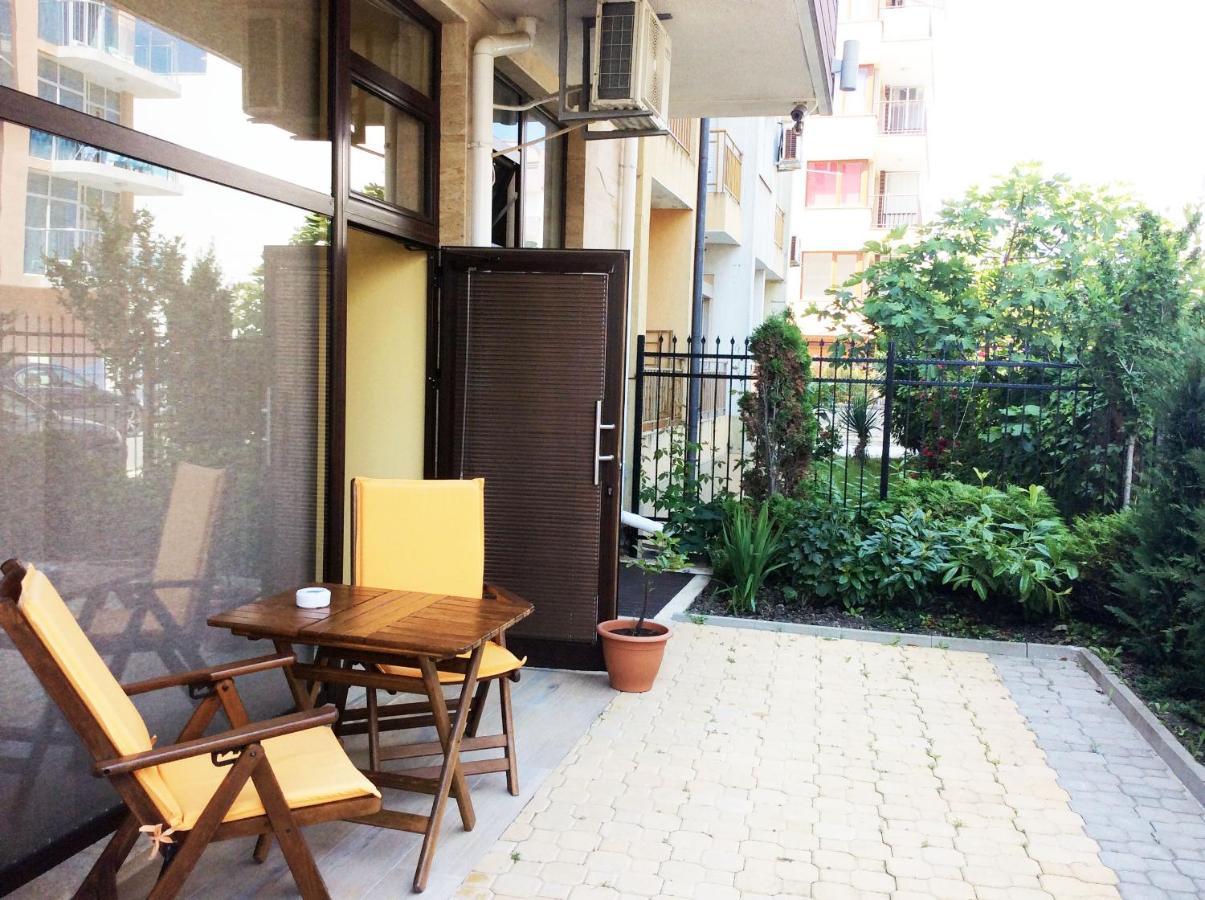 Stamopolu Lux Ground Floor Hotel Primorsko Buitenkant foto