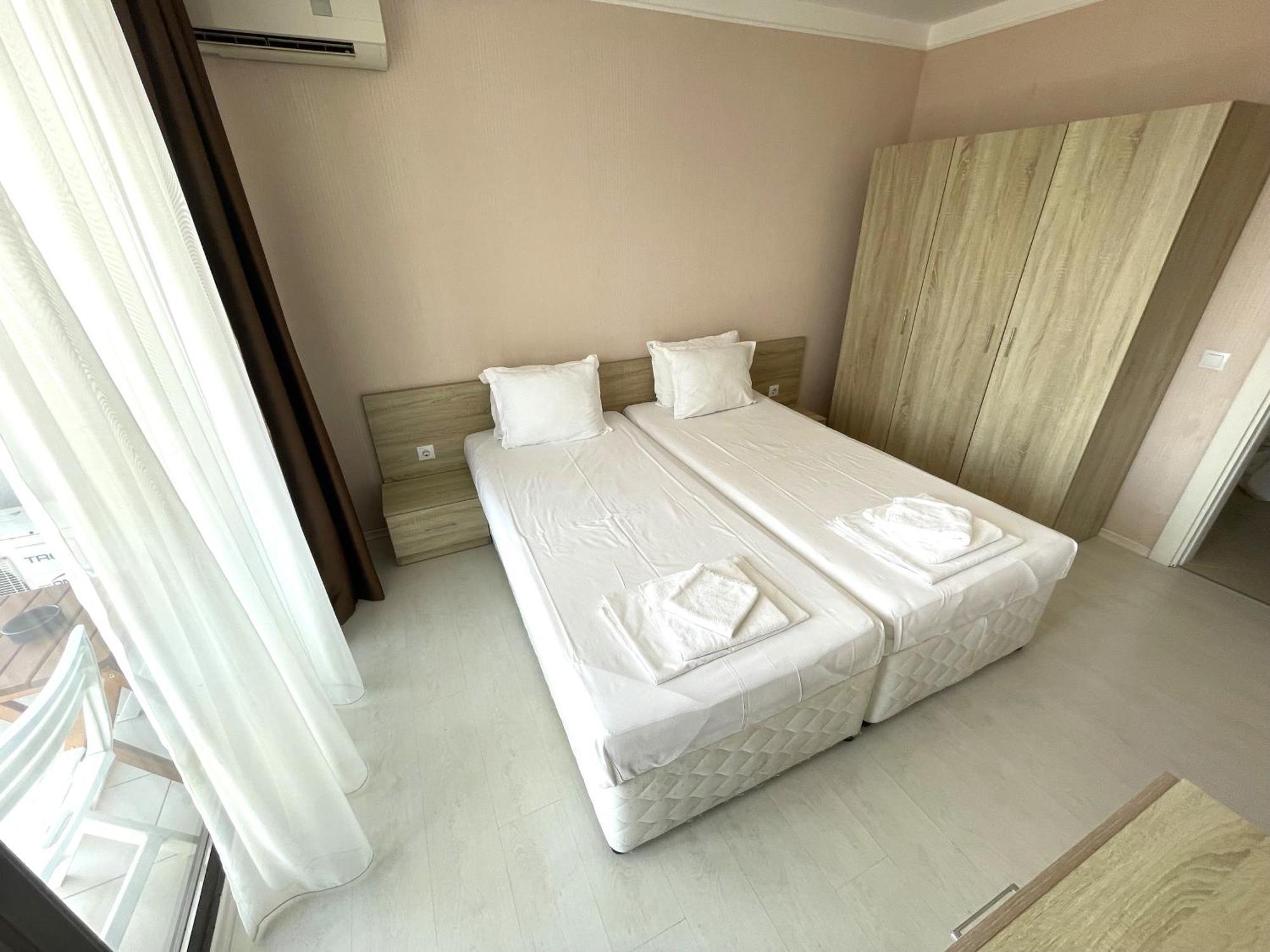 Stamopolu Lux Ground Floor Hotel Primorsko Buitenkant foto